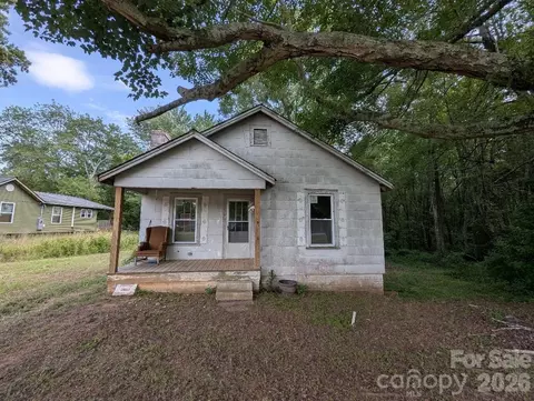 4548 Springs Rd, Conover, NC 28613