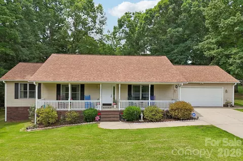 250 Rumple Hill Dr, Statesville, NC 28677