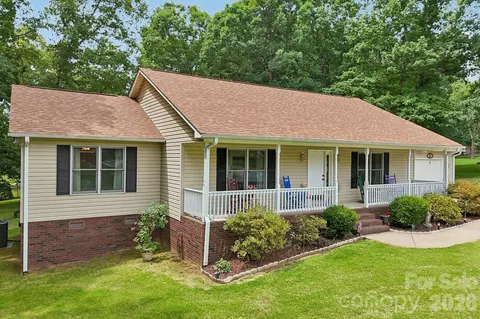 250 Rumple Hill Dr, Statesville, NC 28677