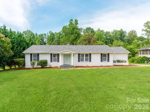 629 Belmorrow Dr, Charlotte, NC 28214
