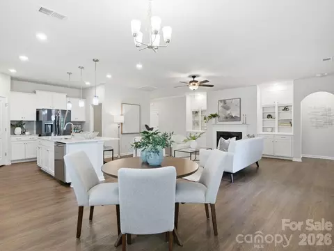 Living - 4047 Havenport Cir, Tega Cay, SC 29708 photo 4 of 7