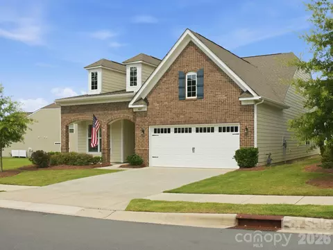 Exterior - 4047 Havenport Cir, Tega Cay, SC 29708 photo 2 of 6