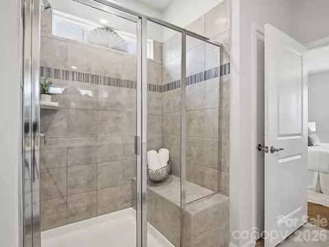 Bath - 4047 Havenport Cir, Tega Cay, SC 29708 photo 3 of 5