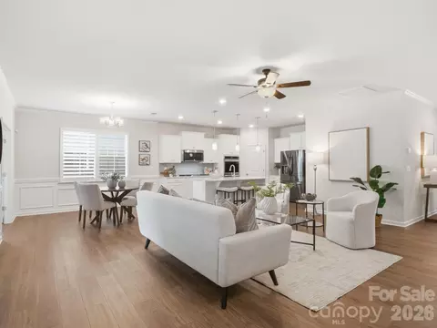 Living - 4047 Havenport Cir, Tega Cay, SC 29708 photo 6 of 7