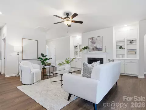 Living - 4047 Havenport Cir, Tega Cay, SC 29708 photo 2 of 7