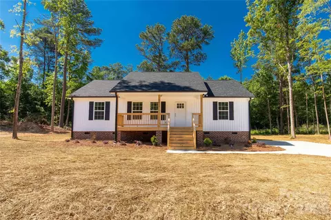 1425 Mack Dr, Mcconnells, SC 29726