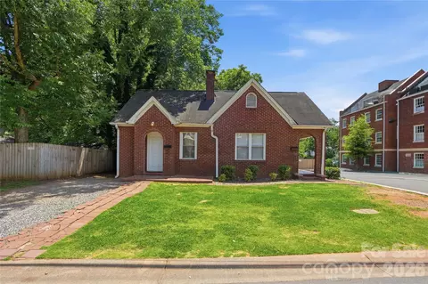 14111413 W 4th St, Charlotte, NC 28208