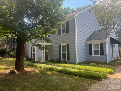 8614 Ducksbill Dr, Charlotte, NC 28277