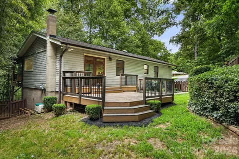 10 Botany View Ct, Asheville, NC 28805
