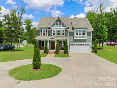 4306 Rolling Acres Rd, Charlotte, NC 28213