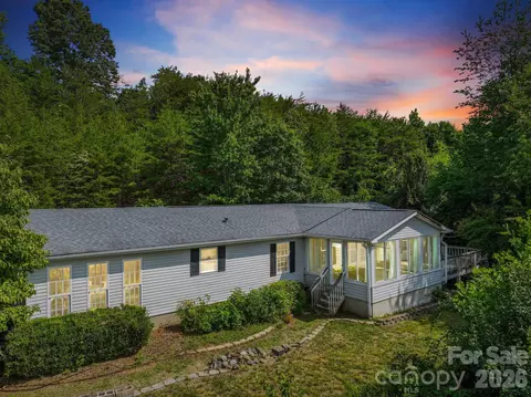 133 Spivey Mountain Rd, Asheville, NC 28806