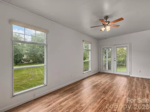 Living - 260 Divide Loop, Flat Rock, NC 28731 photo 6 of 6