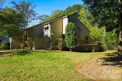 201 Riverview Ter, Clover, SC 29710