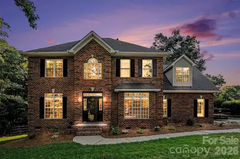 1914 Grigg Ln, Waxhaw, NC 28173