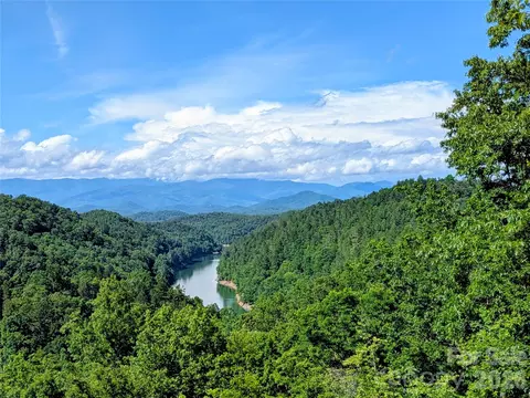 11150 Highway 19w Hwy, Bryson City, NC 28713