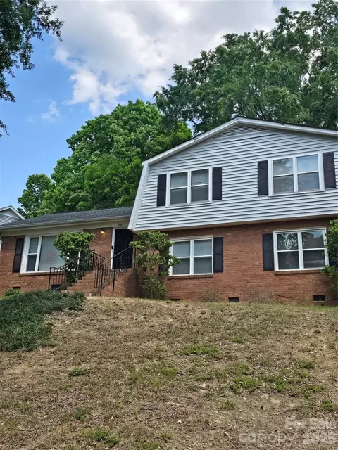 7727 Ritter Dr, Charlotte, NC 28270