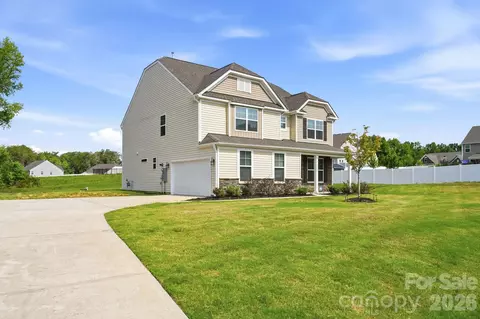 1514 Motsinger Rd, Winston Salem, NC 27107