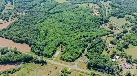 8891 N Nc 10 Hwy, Vale, NC 28168