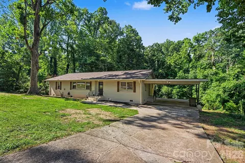 1003 W Sumter St, Shelby, NC 28150
