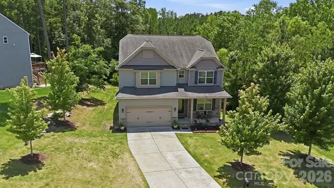 4870 Summerside Dr, Clover, SC 29710