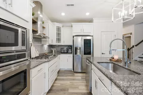 Kitchen - 4870 Summerside Dr, Clover, SC 29710 photo 4 of 4
