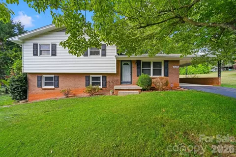 8035 Old Nc 10, Hickory, NC 28602