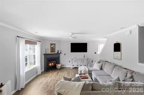Living - 409 Lind Point Ln, Monroe, NC 28110 photo 1 of 1