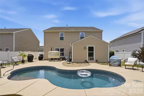 Exterior - 409 Lind Point Ln, Monroe, NC 28110 photo 6 of 6