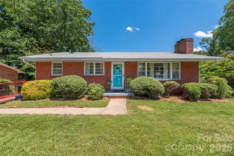 16 Oteen Church Rd, Asheville, NC 28805