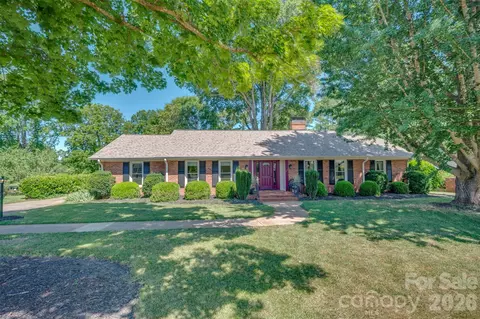 271 Mccall Dr, Forest City, NC 28043