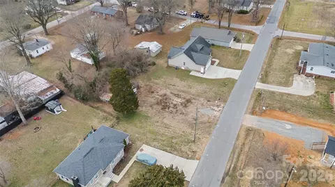 204 E 27th St, Kannapolis, NC 28083 photo 6
