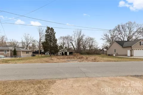 204 E 27th St, Kannapolis, NC 28083 photo 4