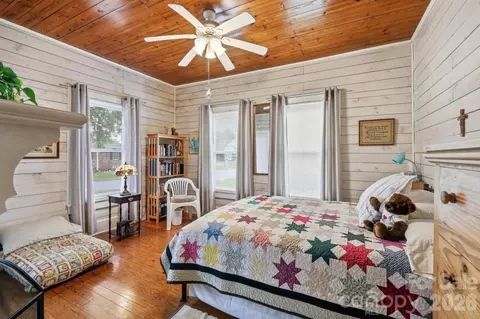 Bedroom - 144 E Park Rd, Ellenboro, NC 28040 photo 1 of 2