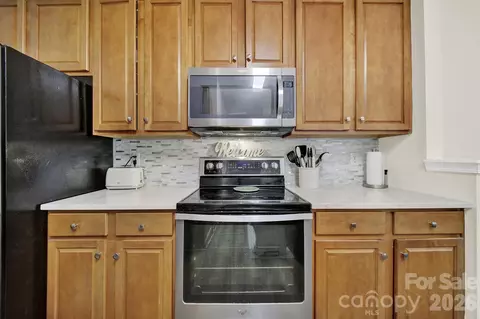 Kitchen - 3936 Caliper Pl, Fort Mill, SC 29708 photo 3 of 4