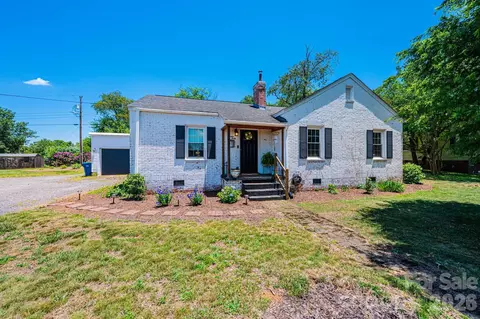 1240 12th Street Nw Pl NW, Hickory, NC 28601
