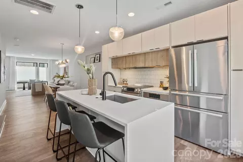 1218 Minter Pl, Charlotte, NC 28203