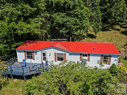 115 Slick Rock Rdg, Maggie Valley, NC 28751