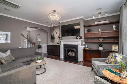 233 Park View Dr, Belmont, NC 28012