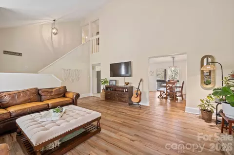 350 21st Avenue Nw Dr NW, Hickory, NC 28601 photo 8