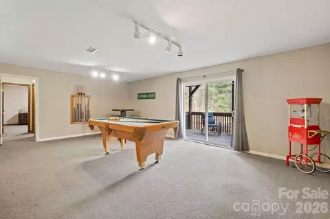 350 21st Avenue Nw Dr NW, Hickory, NC 28601 photo 5