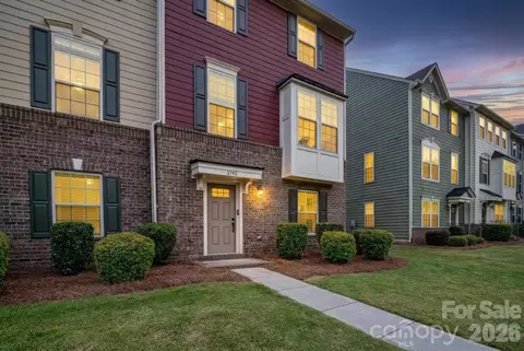 3742 Speer Blvd, Charlotte, NC 28217