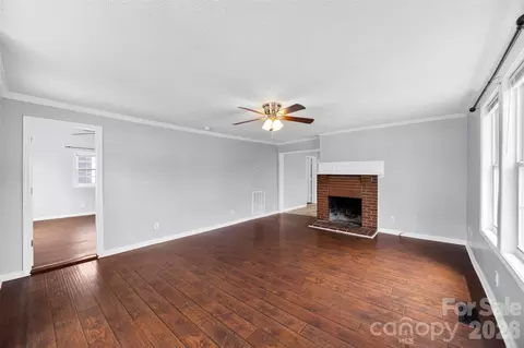 116 7th St, Cramerton, NC 28032 photo 7