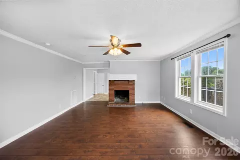 116 7th St, Cramerton, NC 28032 photo 8