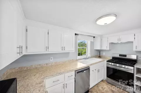 116 7th St, Cramerton, NC 28032 photo 10