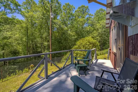 1712 Little Creek Rd, Hot Springs, NC 28743