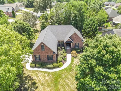 314 River Birch Cir, Mooresville, NC 28115