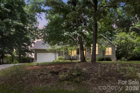 182 Hutchins Dr, Rutherfordton, NC 28139