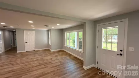 Living - 4604 Old Hickory Rd, Lancaster, SC 29720 photo 5 of 5