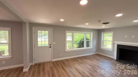 Living - 4604 Old Hickory Rd, Lancaster, SC 29720 photo 3 of 5