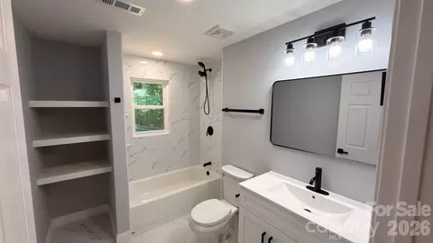 Bath - 4604 Old Hickory Rd, Lancaster, SC 29720 photo 2 of 6